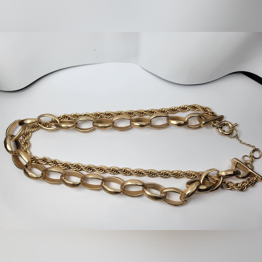 Neckless - Picture 5 of 9